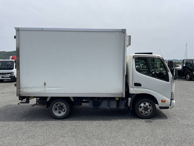 トヨタトヨエース冷凍車（冷蔵車）小型（2t・3t）[写真06]