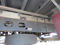 いすゞフォワードアルミウイング中型（4t）[写真16]