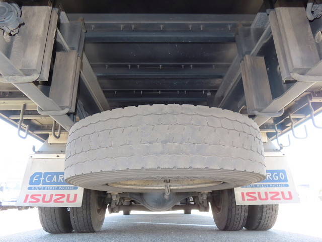 いすゞフォワードアルミウイング中型（4t）[写真17]