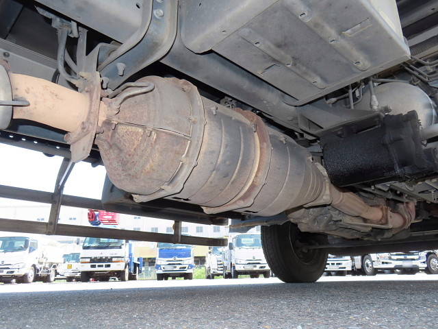 いすゞフォワードアルミウイング中型（4t）[写真18]