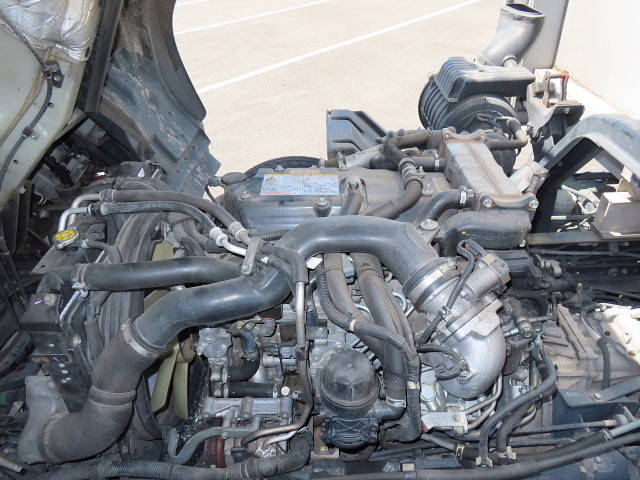 いすゞフォワードアルミウイング中型（4t）[写真20]