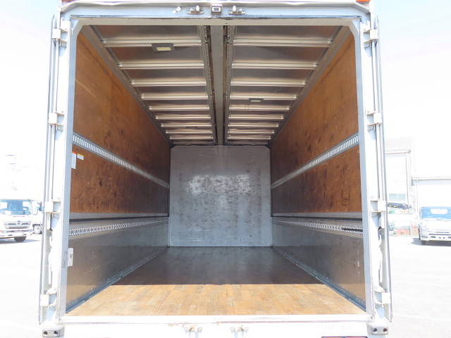 いすゞフォワードアルミウイング中型（4t）[写真04]