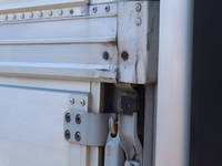 いすゞフォワードアルミウイング中型（4t）[写真08]