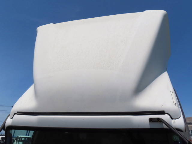 いすゞフォワードアルミウイング中型（4t）[写真09]