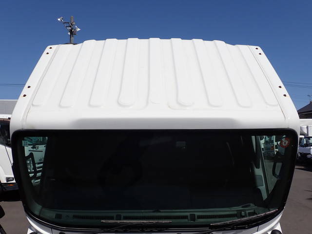 いすゞエルフクレーン3段小型（2t・3t）[写真18]