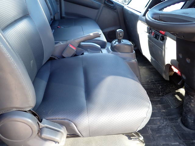 いすゞエルフクレーン3段小型（2t・3t）[写真29]