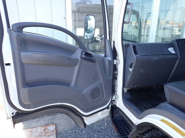 いすゞエルフクレーン3段小型（2t・3t）[写真33]