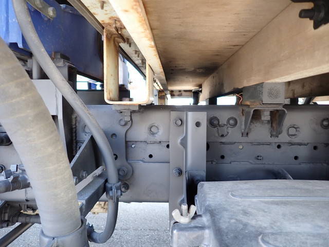 いすゞエルフクレーン3段小型（2t・3t）[写真36]