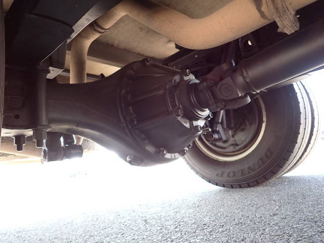 いすゞエルフクレーン3段小型（2t・3t）[写真39]