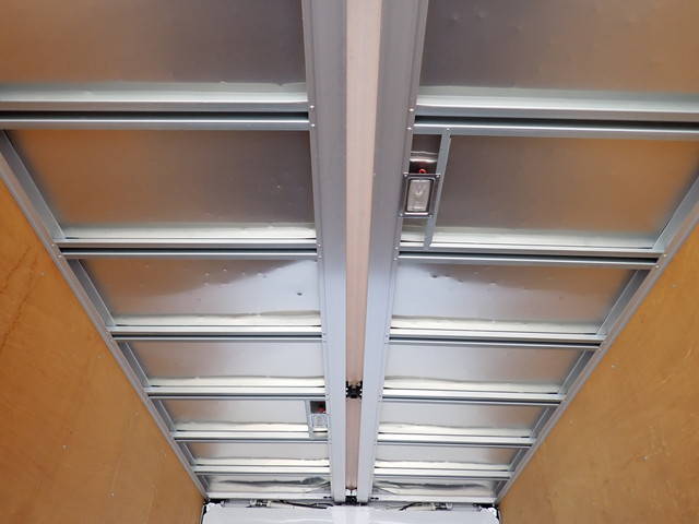 日野レンジャーアルミウイング中型（4t）[写真16]