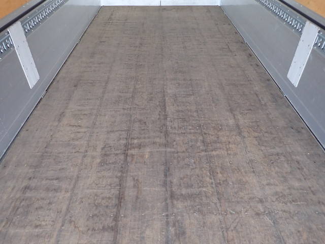 日野レンジャーアルミウイング中型（4t）[写真17]