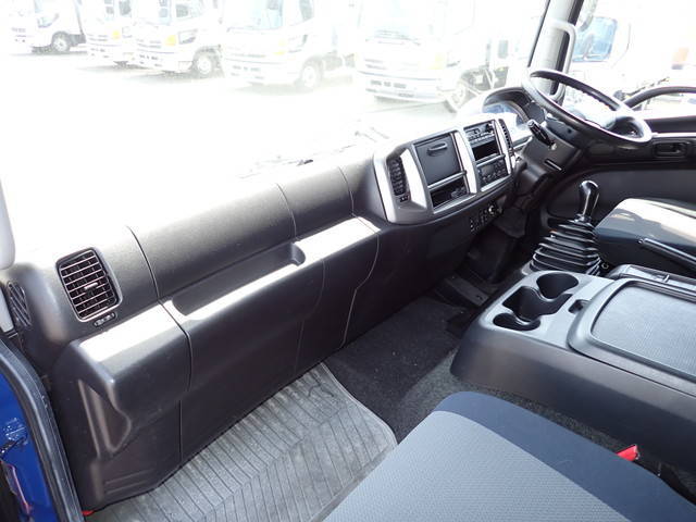 日野レンジャーアルミウイング中型（4t）[写真35]