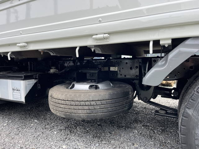 いすゞエルフ平ボディ小型（2t・3t）[写真20]