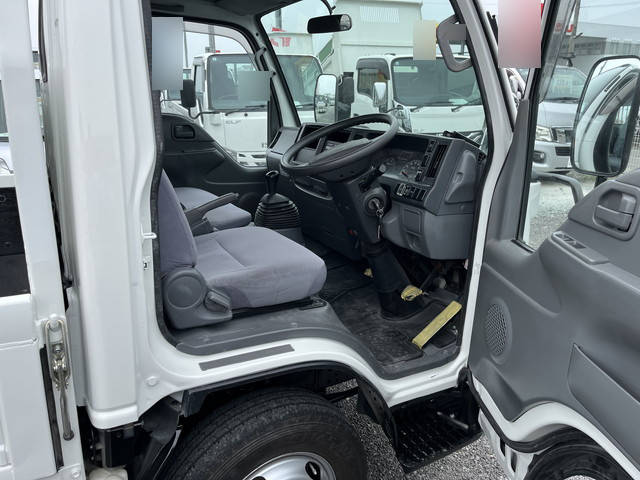 いすゞエルフ平ボディ小型（2t・3t）[写真07]