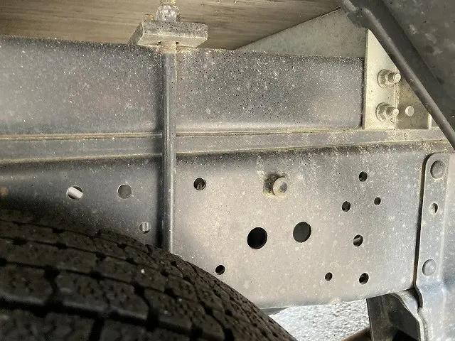 いすゞエルフパネルバン小型（2t・3t）[写真16]