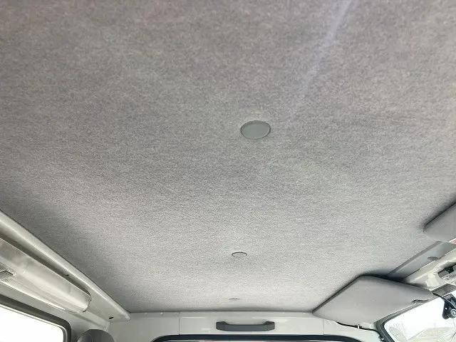 いすゞエルフパネルバン小型（2t・3t）[写真24]