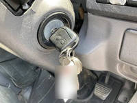 いすゞエルフパネルバン小型（2t・3t）[写真27]