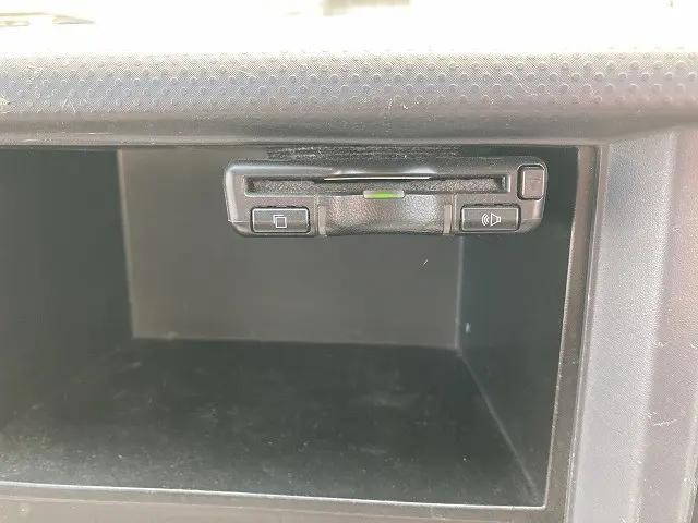 いすゞエルフパネルバン小型（2t・3t）[写真29]