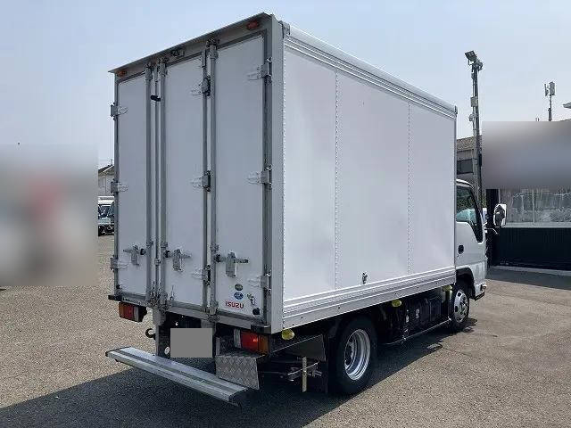 いすゞエルフパネルバン小型（2t・3t）[写真04]