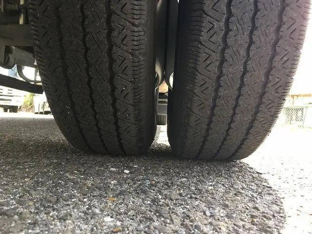 トヨタダイナ平ボディ小型（2t・3t）[写真27]