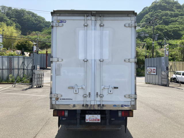 いすゞエルフ冷凍車（冷蔵車）小型（2t・3t）[写真10]