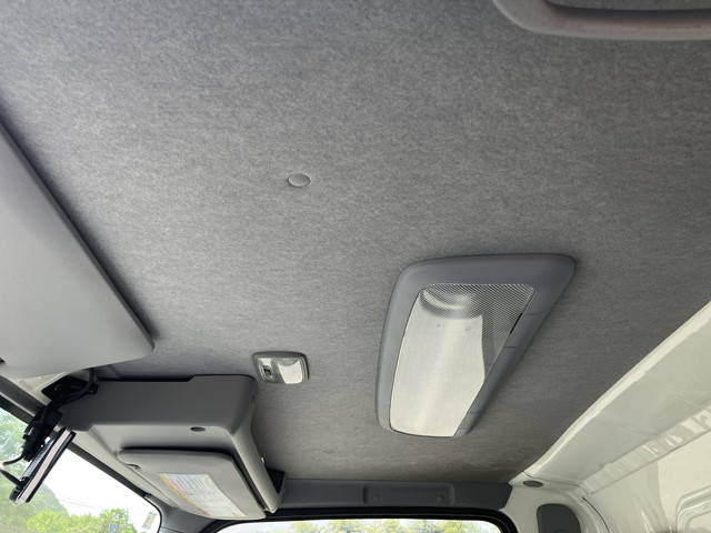 いすゞエルフ冷凍車（冷蔵車）小型（2t・3t）[写真32]