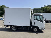 いすゞエルフ冷凍車（冷蔵車）小型（2t・3t）[写真07]