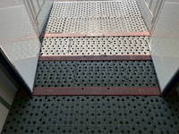 いすゞエルフ冷凍車（冷蔵車）小型（2t・3t）[写真13]