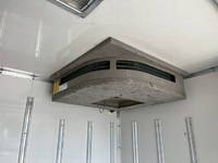 いすゞエルフ冷凍車（冷蔵車）小型（2t・3t）[写真14]