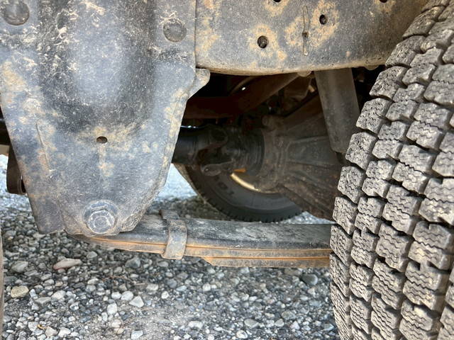 いすゞエルフ冷凍車（冷蔵車）小型（2t・3t）[写真23]