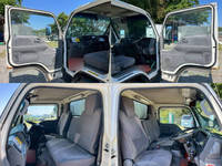 いすゞエルフ冷凍車（冷蔵車）小型（2t・3t）[写真32]