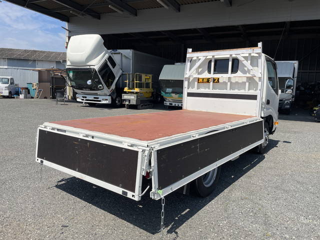 日野デュトロ平ボディ小型（2t・3t）[写真14]