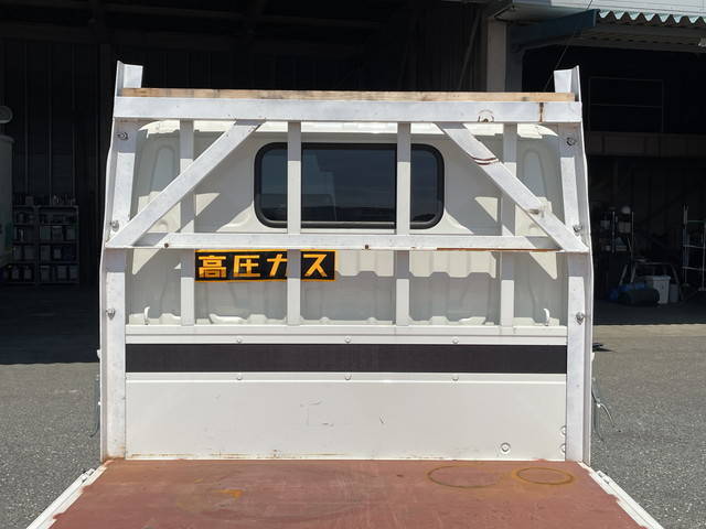 日野デュトロ平ボディ小型（2t・3t）[写真16]