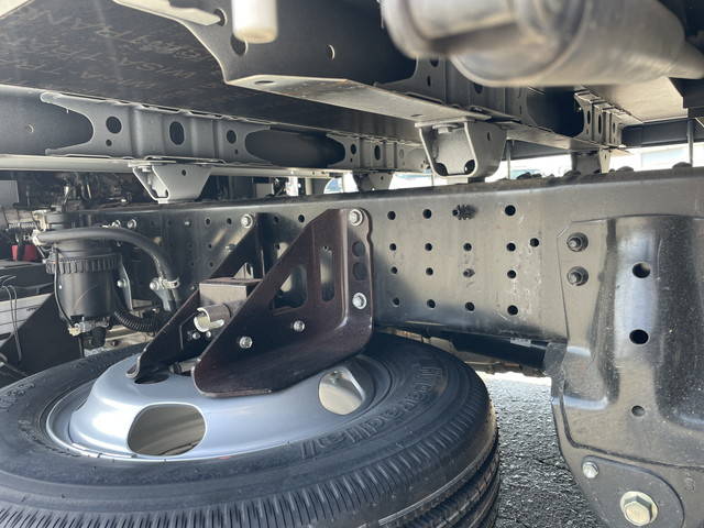 日野デュトロ平ボディ小型（2t・3t）[写真18]