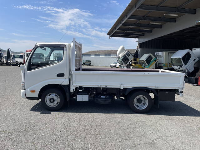 日野デュトロ平ボディ小型（2t・3t）[写真05]