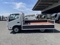 日野デュトロ平ボディ小型（2t・3t）[写真06]