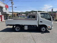 日野デュトロ平ボディ小型（2t・3t）[写真07]