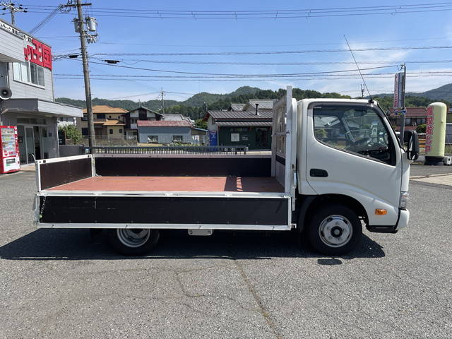 日野デュトロ平ボディ小型（2t・3t）[写真08]