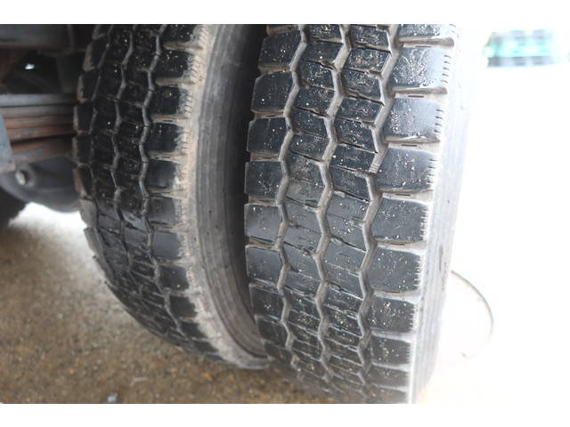 三菱ふそうキャンタークレーン4段小型（2t・3t）[写真13]