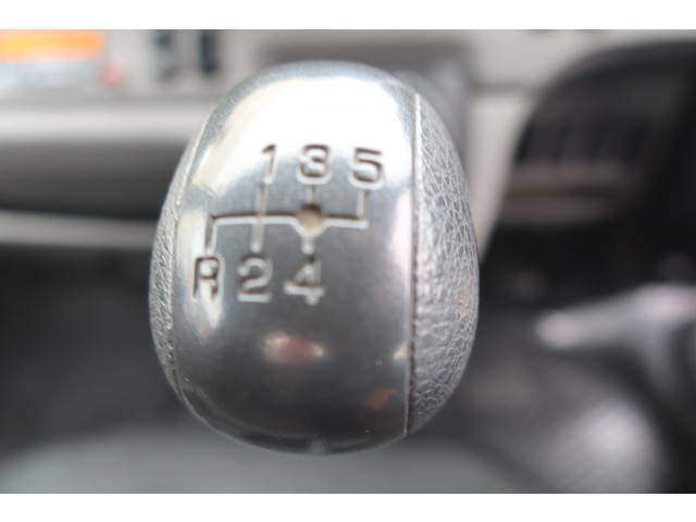 三菱ふそうキャンタークレーン4段小型（2t・3t）[写真35]