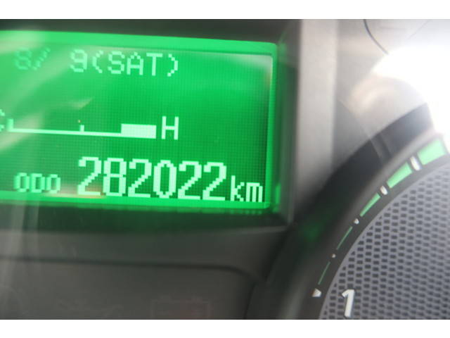 三菱ふそうキャンタークレーン4段小型（2t・3t）[写真37]