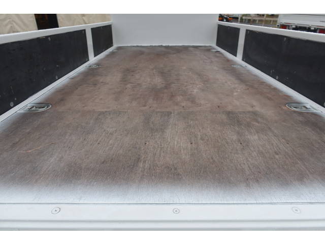 三菱ふそうキャンタークレーン4段小型（2t・3t）[写真08]