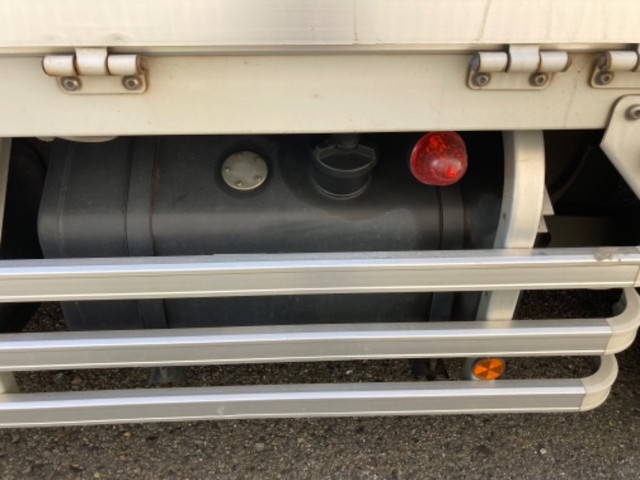 日野プロフィアアルミウイング大型（10t）[写真12]