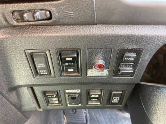 日野プロフィアアルミウイング大型（10t）[写真37]