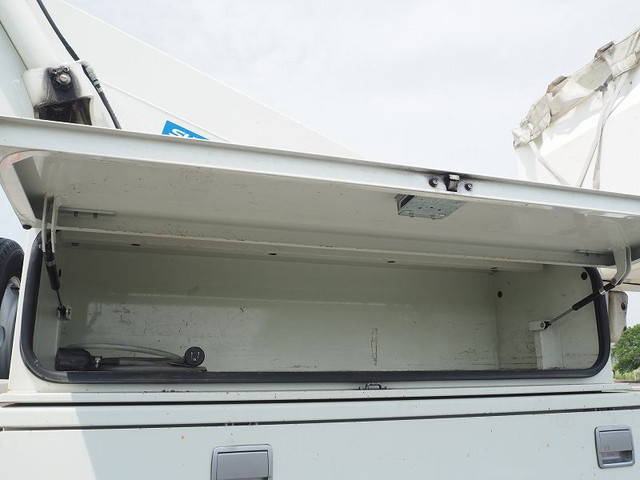 いすゞエルフ高所作業車小型（2t・3t）[写真27]