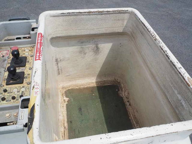 いすゞエルフ高所作業車小型（2t・3t）[写真35]