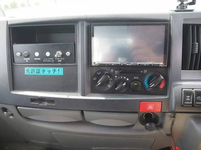 いすゞエルフ高所作業車小型（2t・3t）[写真40]