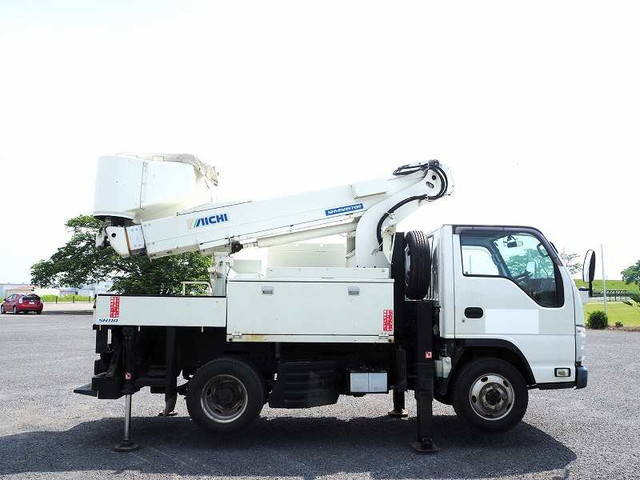いすゞエルフ高所作業車小型（2t・3t）[写真06]
