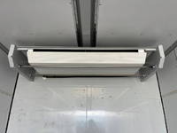 三菱ふそうスーパーグレート冷蔵冷凍ウイング大型（10t）[写真13]