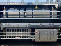 三菱ふそうスーパーグレート冷蔵冷凍ウイング大型（10t）[写真16]